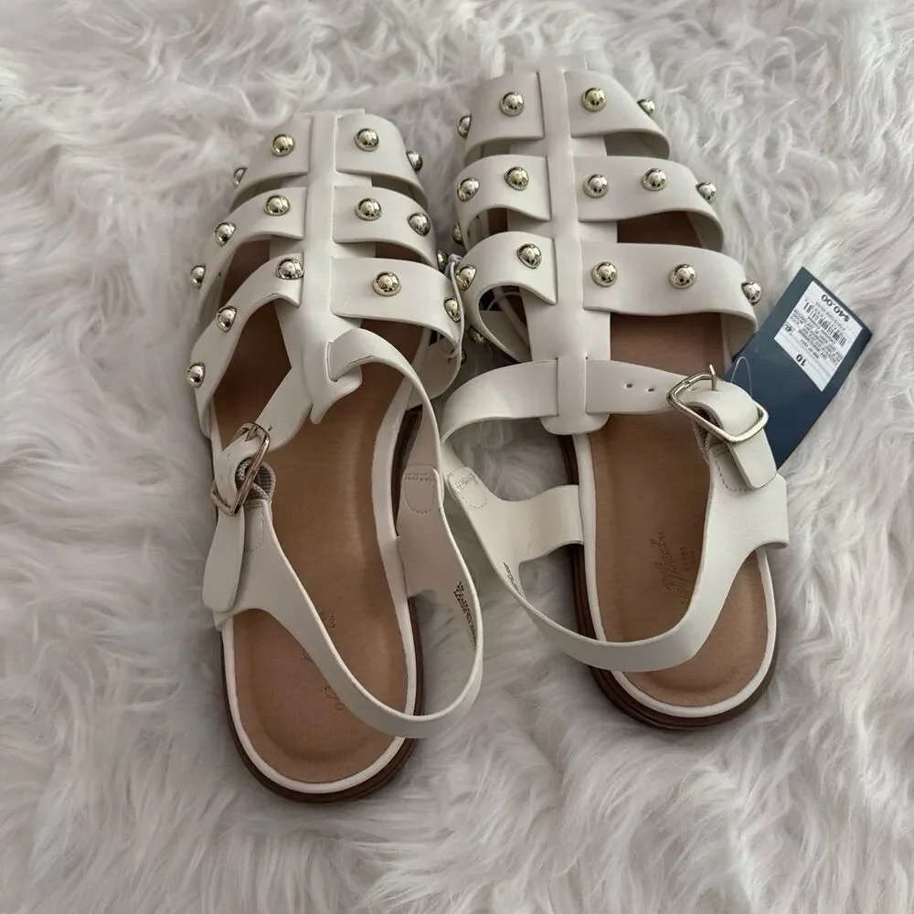 Universal Thread Winnie Studded Fisherman Sandals 10